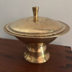 Vintage Indian Brass Small Pot With Lid Decorative Gold Color Engraved‎ Delicate